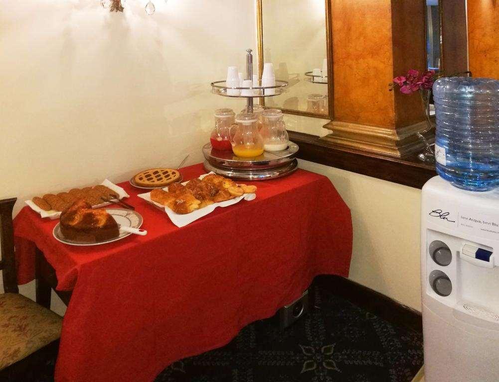 Hotel Villa Delle Rose Rome Restaurant photo